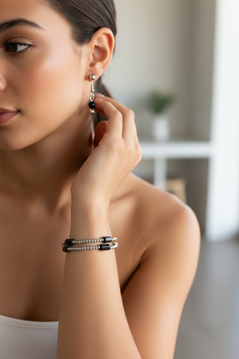 Paparazzi Black & White Beaded Bracelet & Silver Earrings Set – Brand New